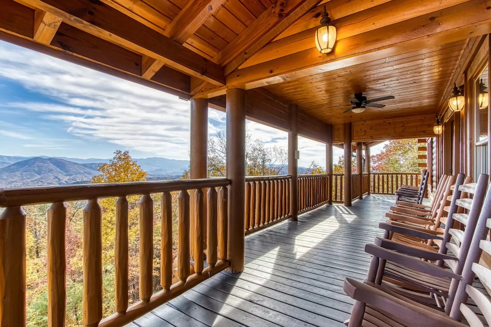 deck of awesome view lodge cabin